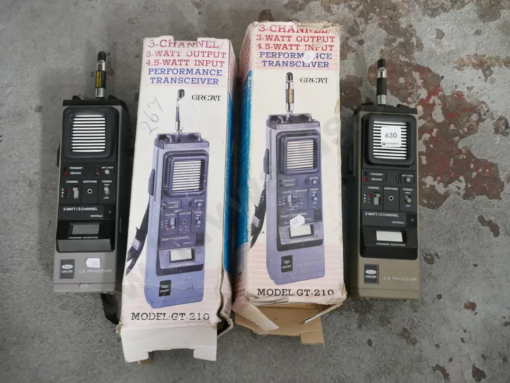 2 x Great CB transceiver hand held radios Image 1++