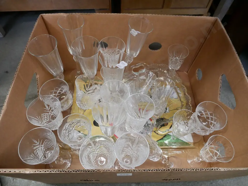 box; crystal wine & champagane glasses, glass plate Image 1++