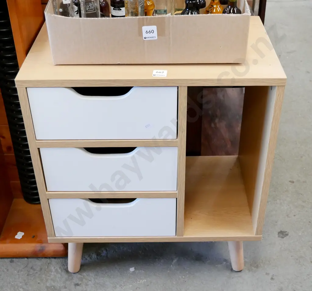 contemporary MDF wood veneer, 3 drawer bedside cabinet Image 1++