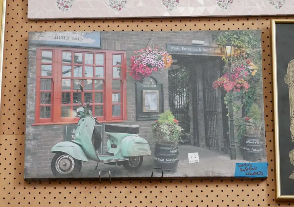 boxed Vespa print with on/off lights Image 1++