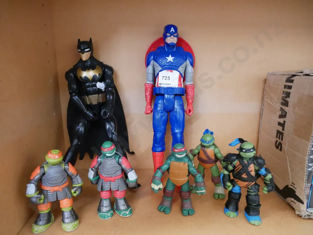 action figurines Tallest H-300 Image 1++