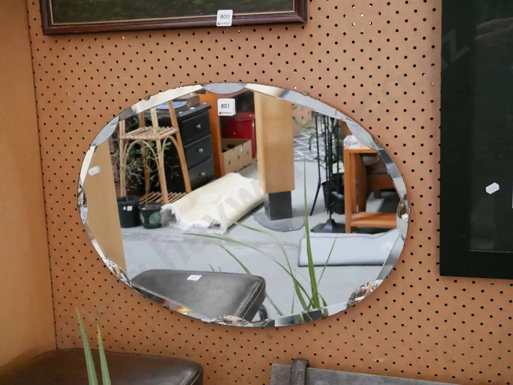 circular bevelled edge wall mirror Image 1++