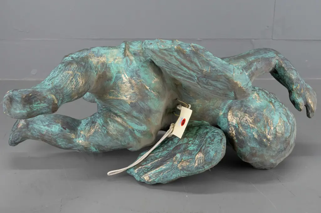 unknown artist - papier-mâché hanging cherub H-560 Image 1++