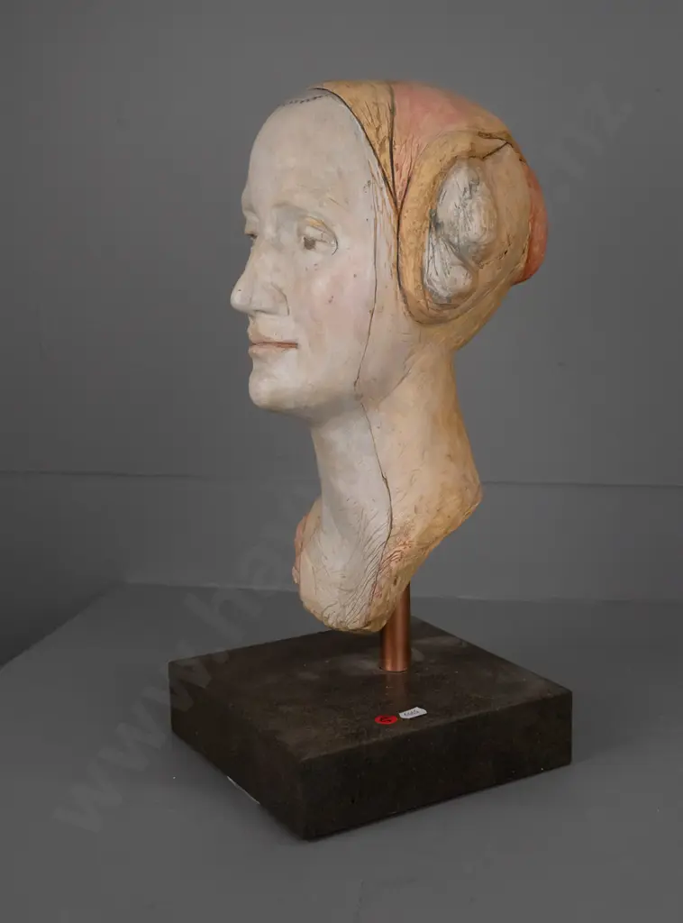 Margriet Wundhusen 2006, -  plaster head on stand "Renaiss Woman"  H-440 Image 1++