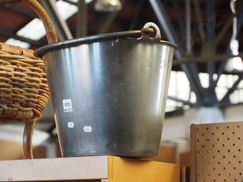 stainless steel bucket Image 1++