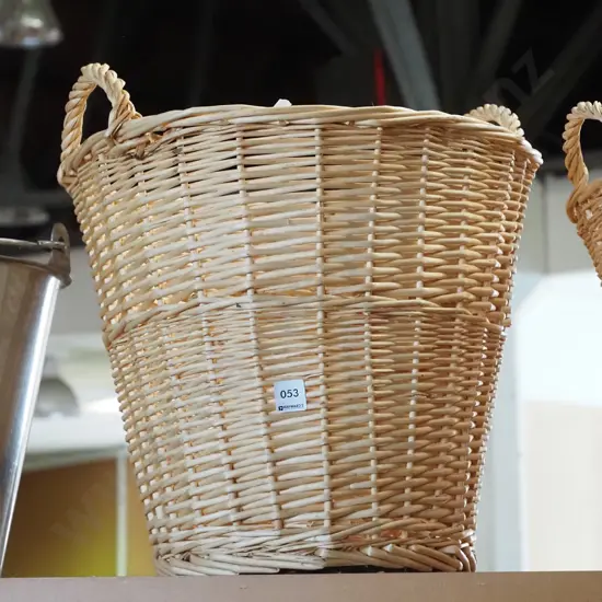 cane wood basket/laundry hamper