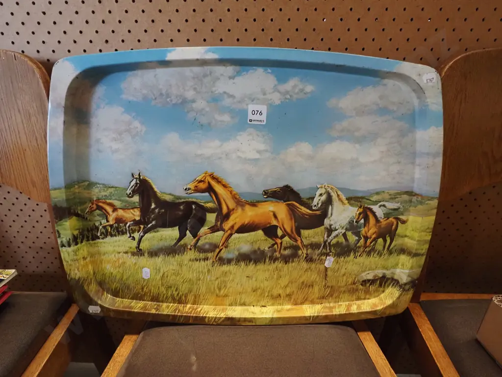 horse themed serving tray Image 1++