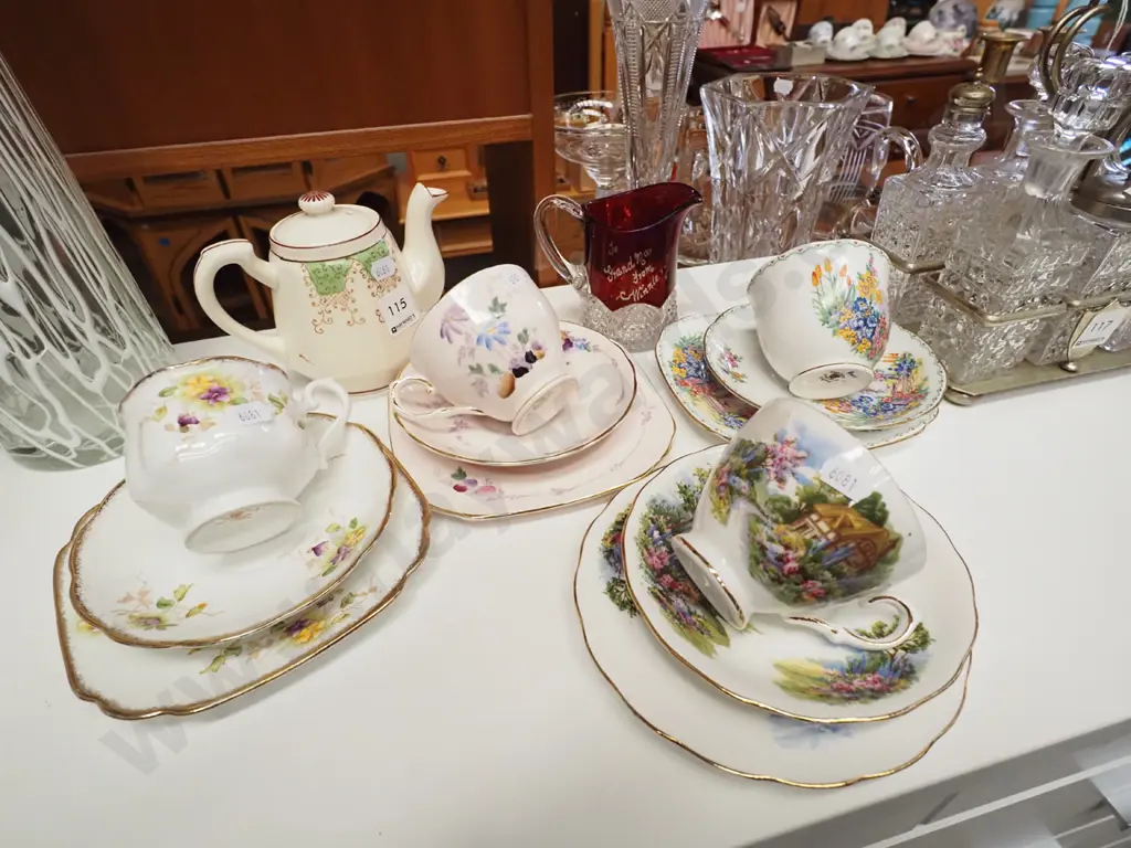 4x trios, exhibition glass jug, tea for one tea pot Image 1++