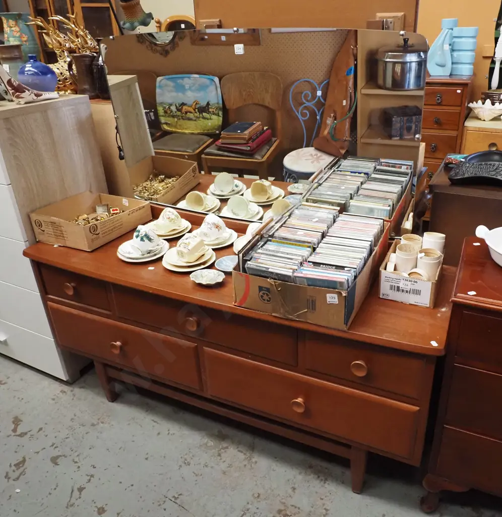 mid-century 5 drawer mirror back dresser H-1290 W-1350 D-430 Image 1++