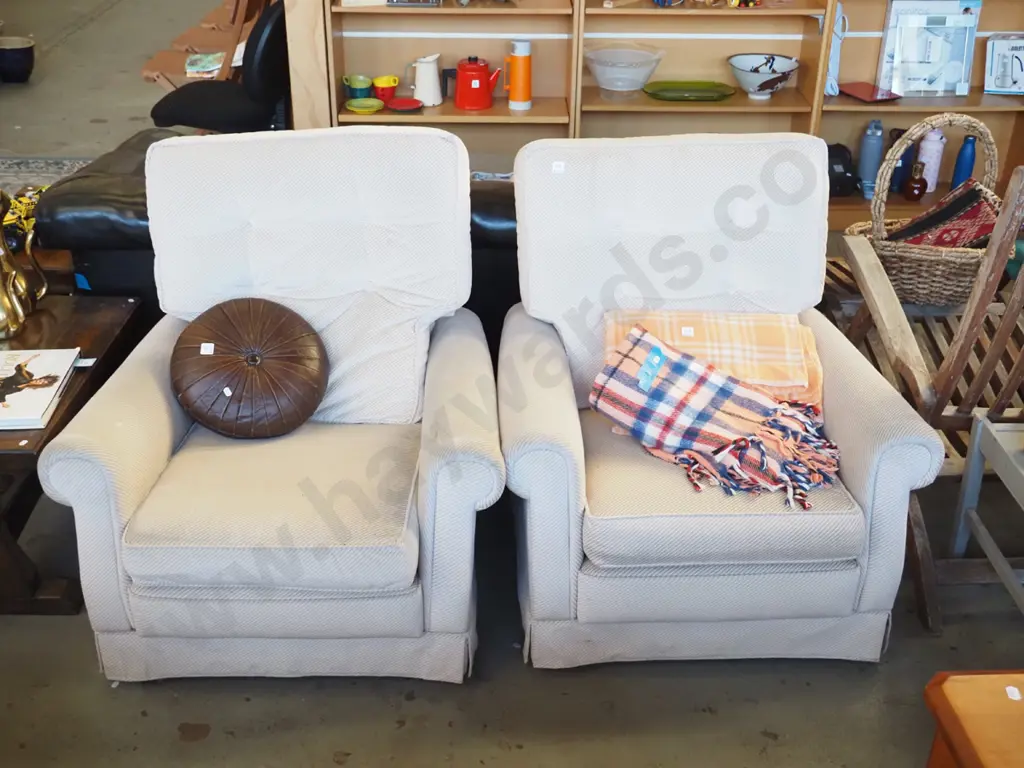 2x cream upholstered deep buttoned armchairs Image 1++