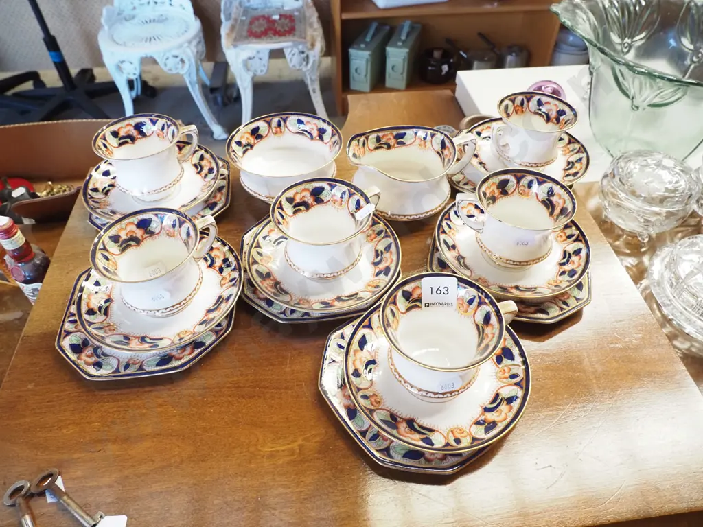 Paragon trios, creamer, sugar Image 1++