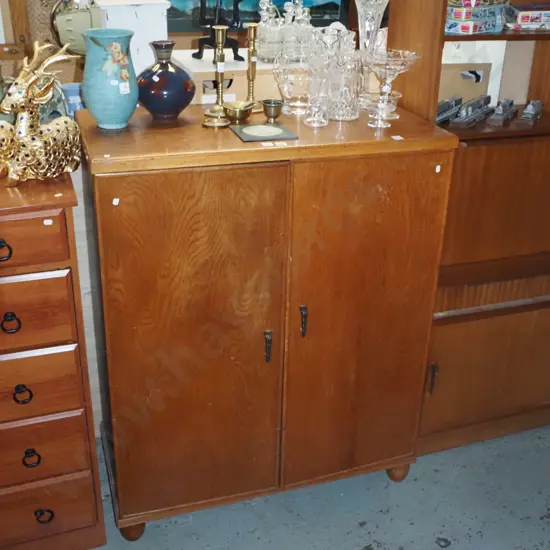 deco oak 2 door wardrobe H-1140 W-925 D-470