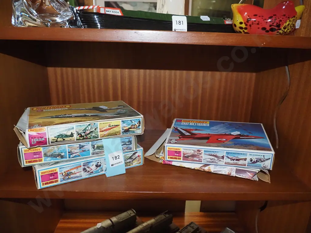 5x Matchbox yet to be assembled military aircraft Image 1++