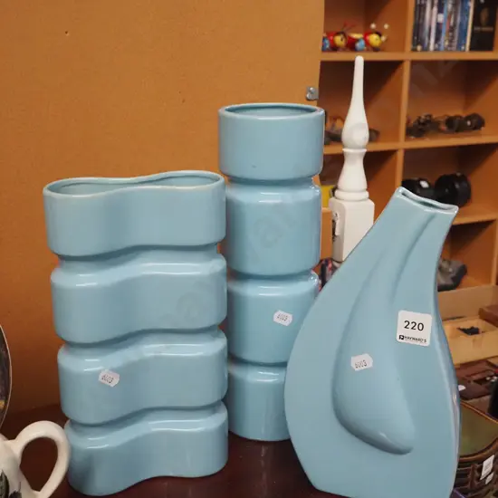 3x modern Teal Ceramic vases H-310