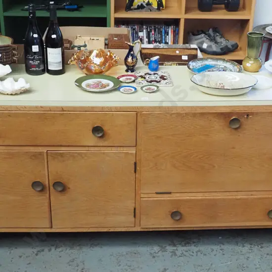 mid-century formica sideboard - needs attention H-780 W-1520 D-420