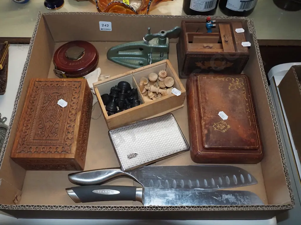 box; novelty cigarette dispenser, knives, chess pieces etc Image 1++
