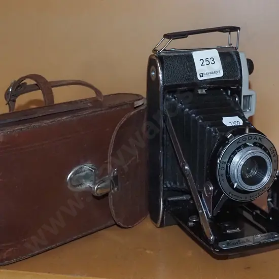 Kodak concertina camera in case