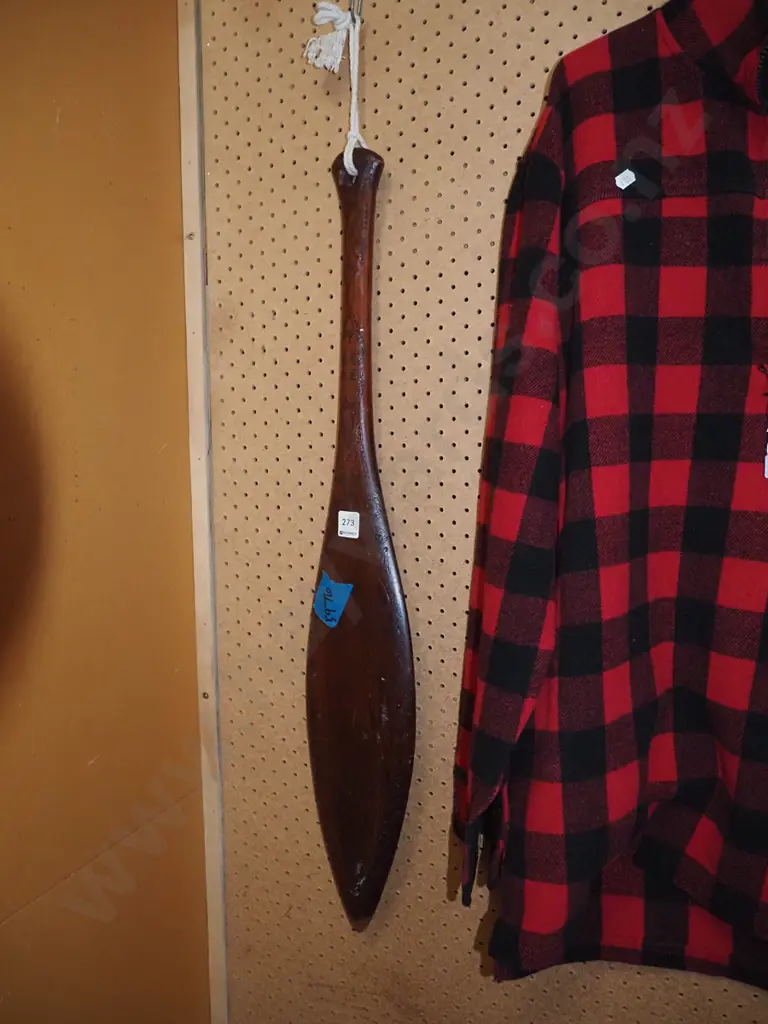 souvenir wooden paddle Image 1++