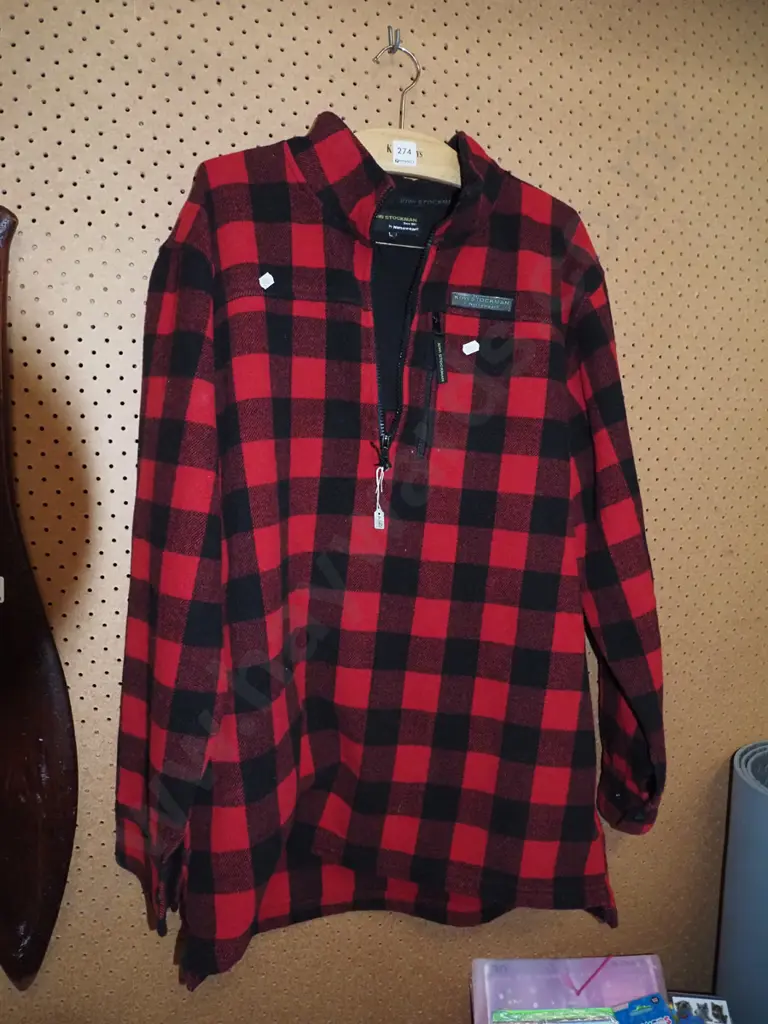 black and red checked Norseware large bush shirt Image 1++