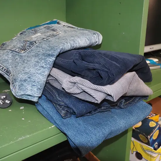 5x pairs of jeans and cords