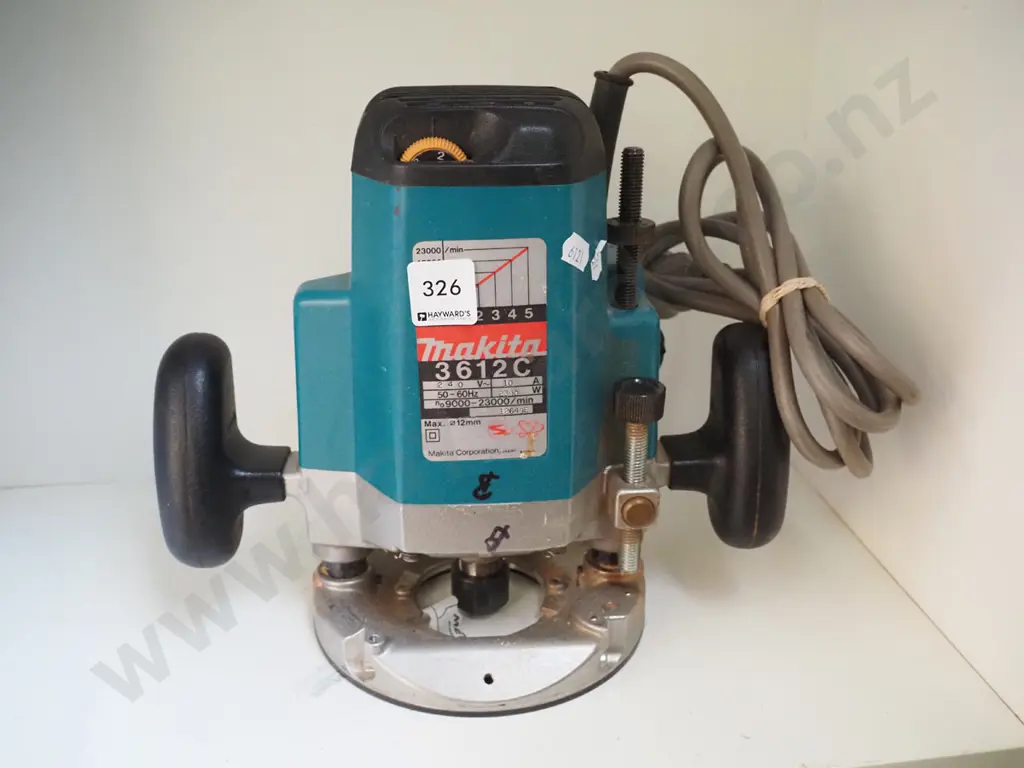 Makita router Image 1++