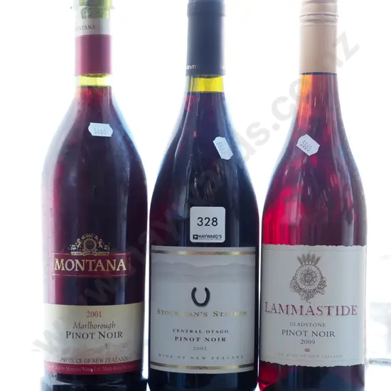3x bottles of pinot noir
