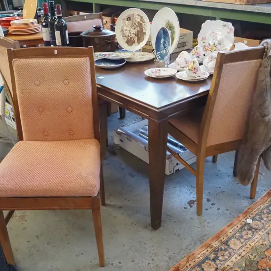 mdf faux wood veneer dining table with 4 matching chiars