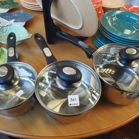 3x lidded sauce pans