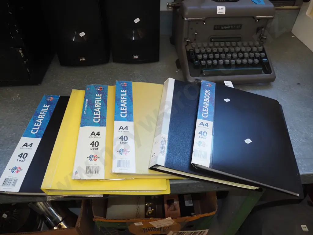 6x clear folders of stamps Image 1++