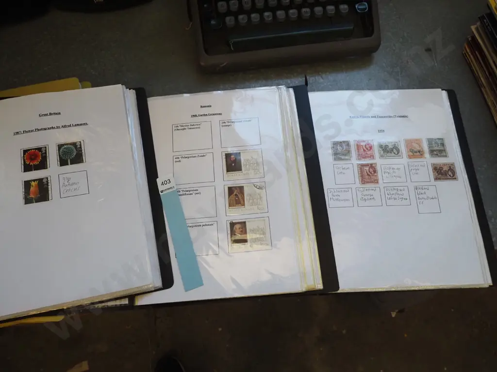 6x clear folders of stamps Image 1++