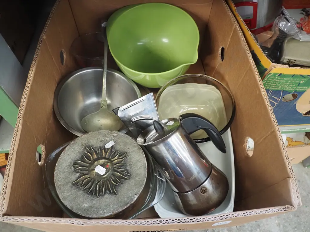 box; stove top espresso  coffee maker, bowls, ladle etc Image 1++