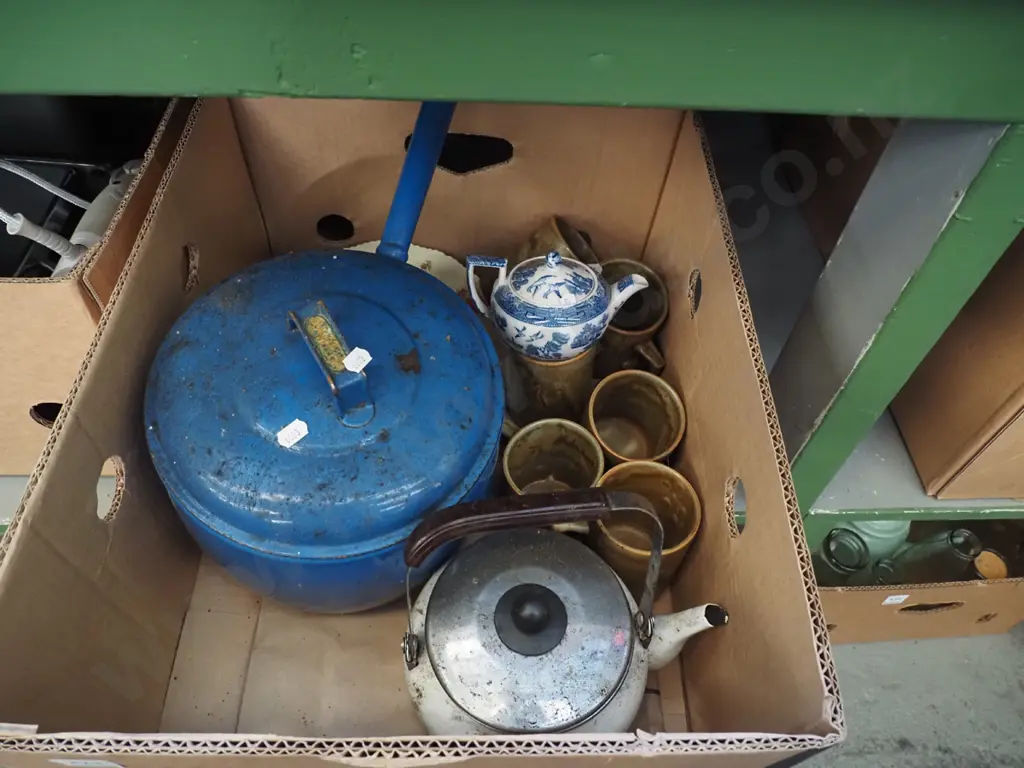 rusty Judgeware boiler, Temuka cups etc Image 1++
