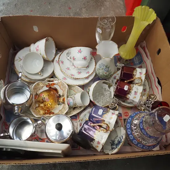 box; trios, cups, saucers, glass vases etc