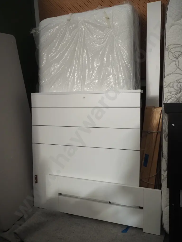 Sealy Posturepedic king single slat bed base with mattress and headboard Image 1++