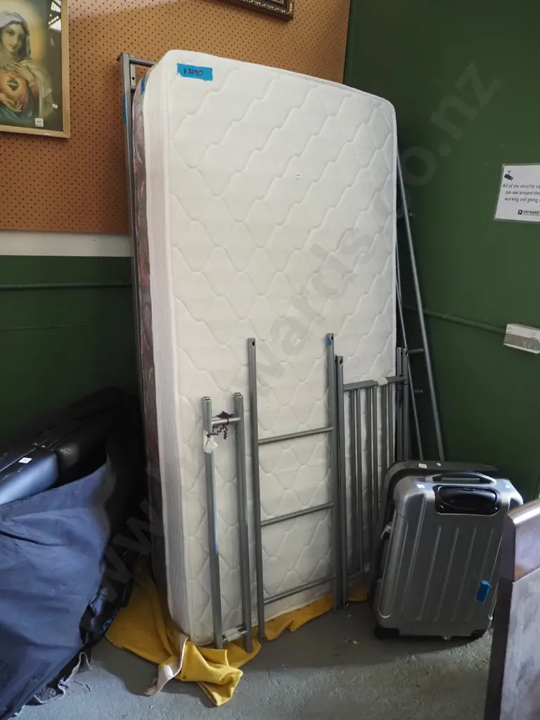 metal bunk beds Image 1++