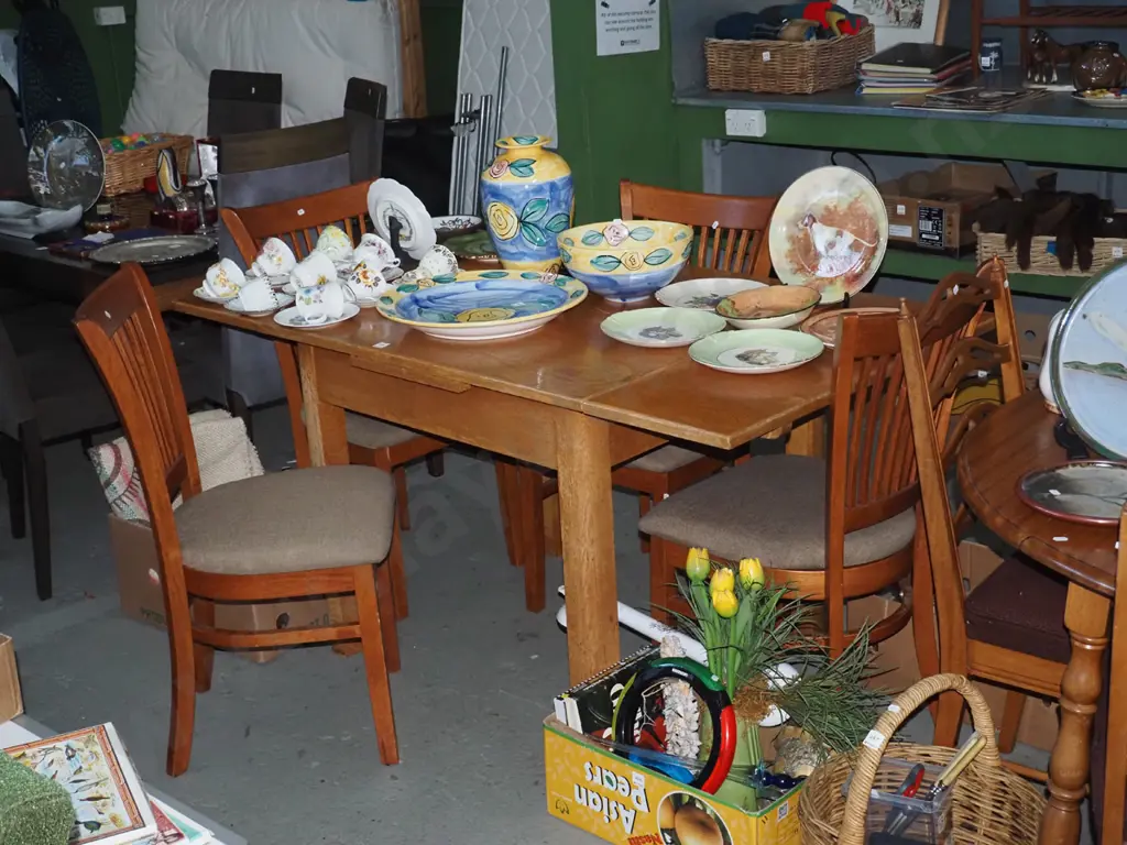 oak extending dining table with 4 slat back chairs (chairs don't match table) Image 1++