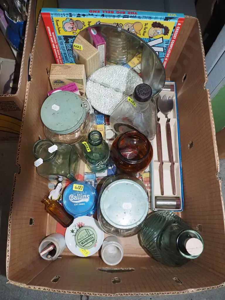 box; vintage canisters, salad servers, mirrored wall shelf etc Image 1++