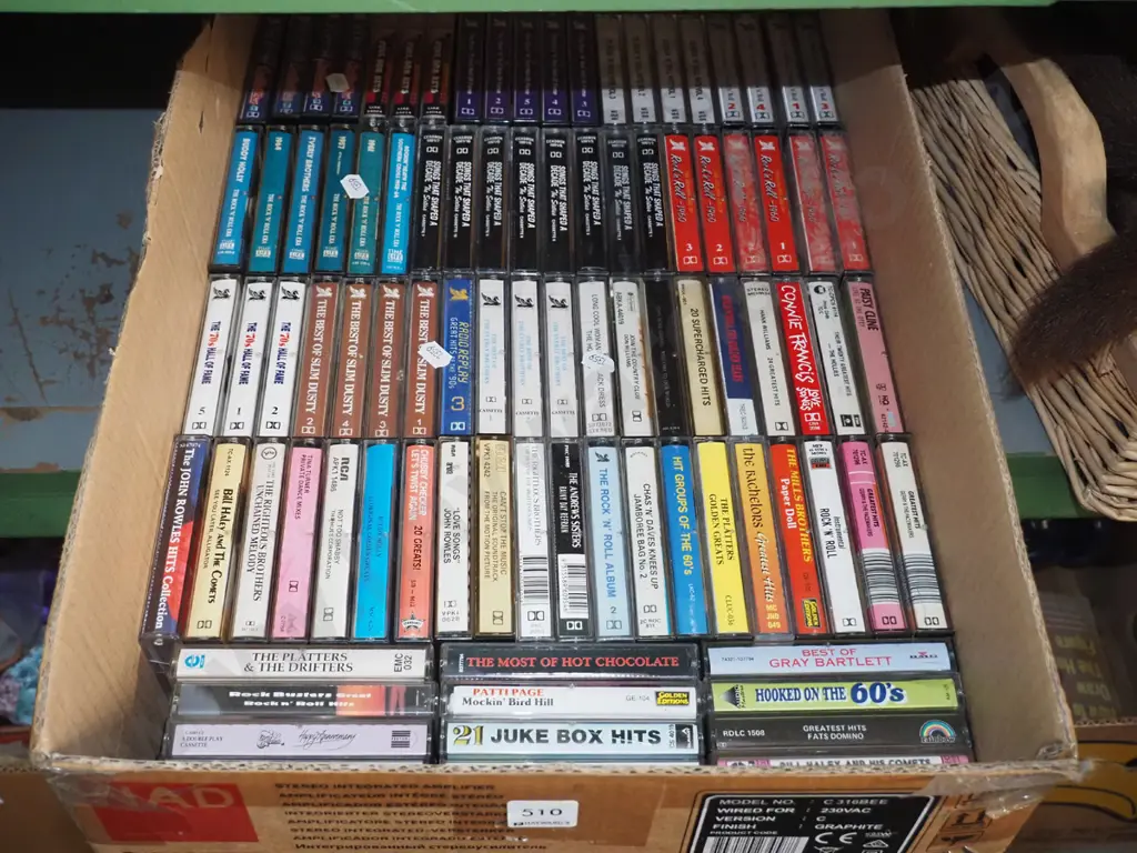box; tape cassettes Image 1++