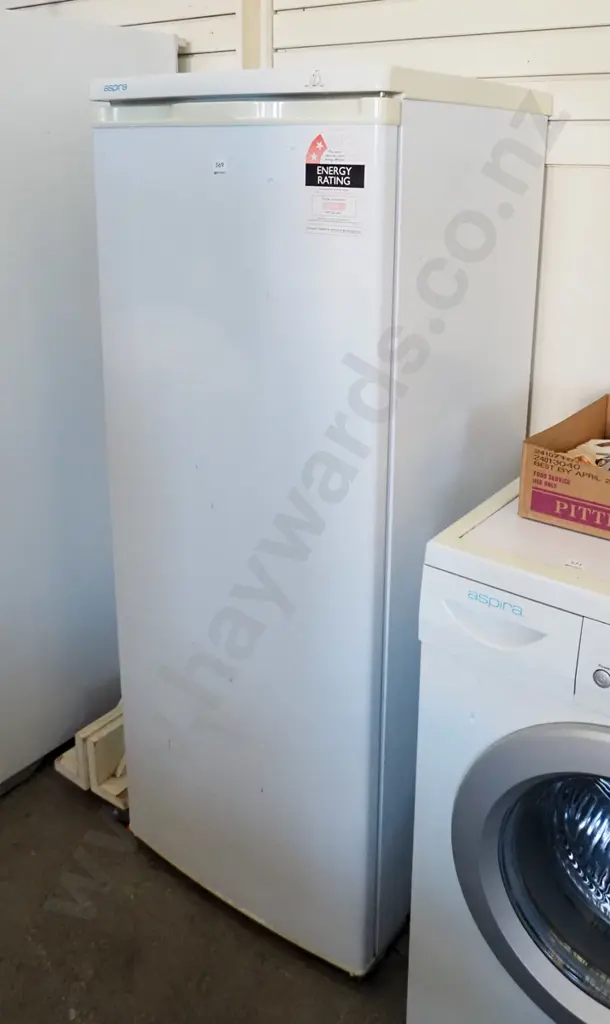 Aspira upright freezer H-1440 W-560 D-550 Image 1++