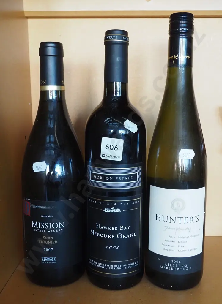 3x bottles of wine Image 1++