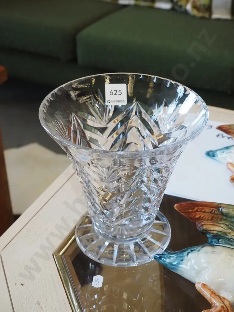 cut crystal vase H-180 Image 1++