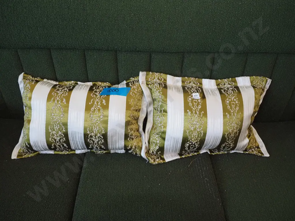 2x cream and gold green cushions Image 1++