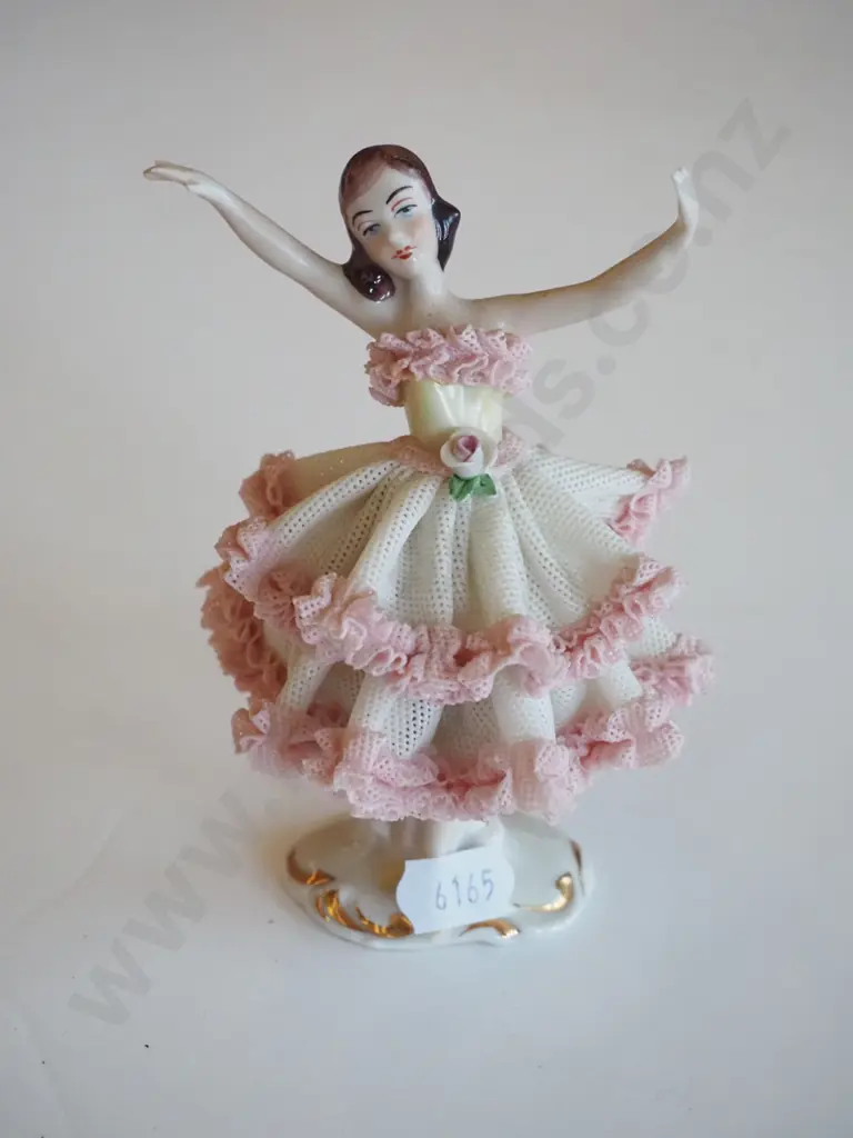ballerina figurine Image 1++