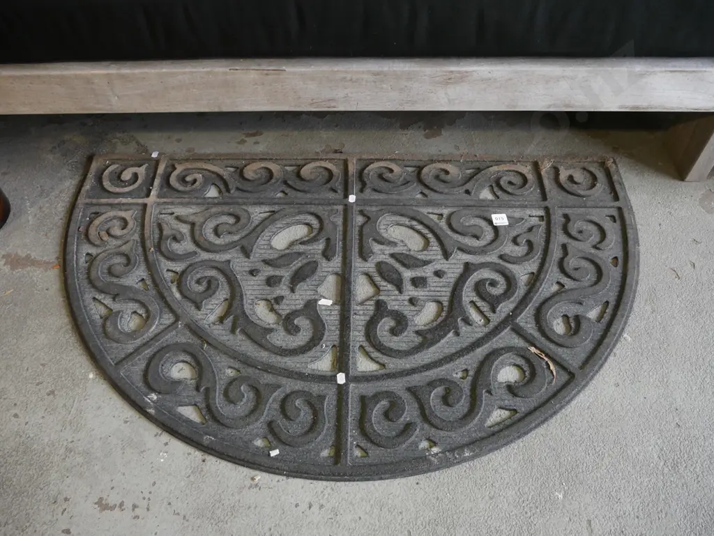 half round rubber  floor mat Image 1++