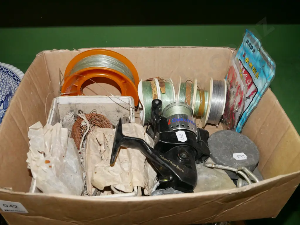 fishing reels, lines, hooks etc Image 1++