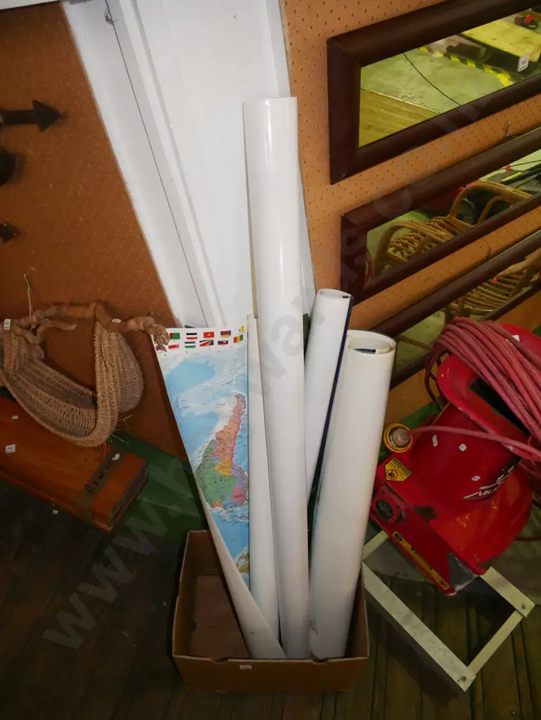 box; various laminated maps Image 1++