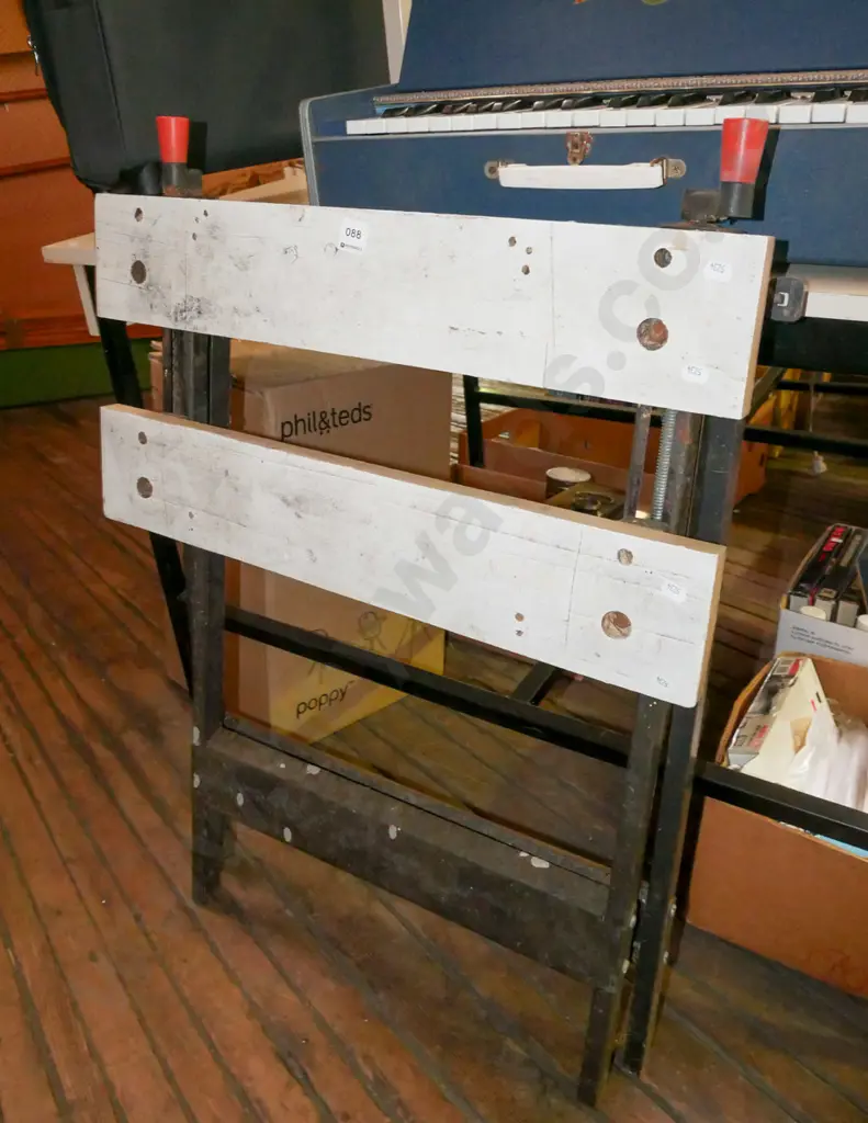 wooden workmate Image 1++