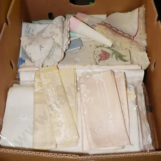box; Irish linen, placemat etc