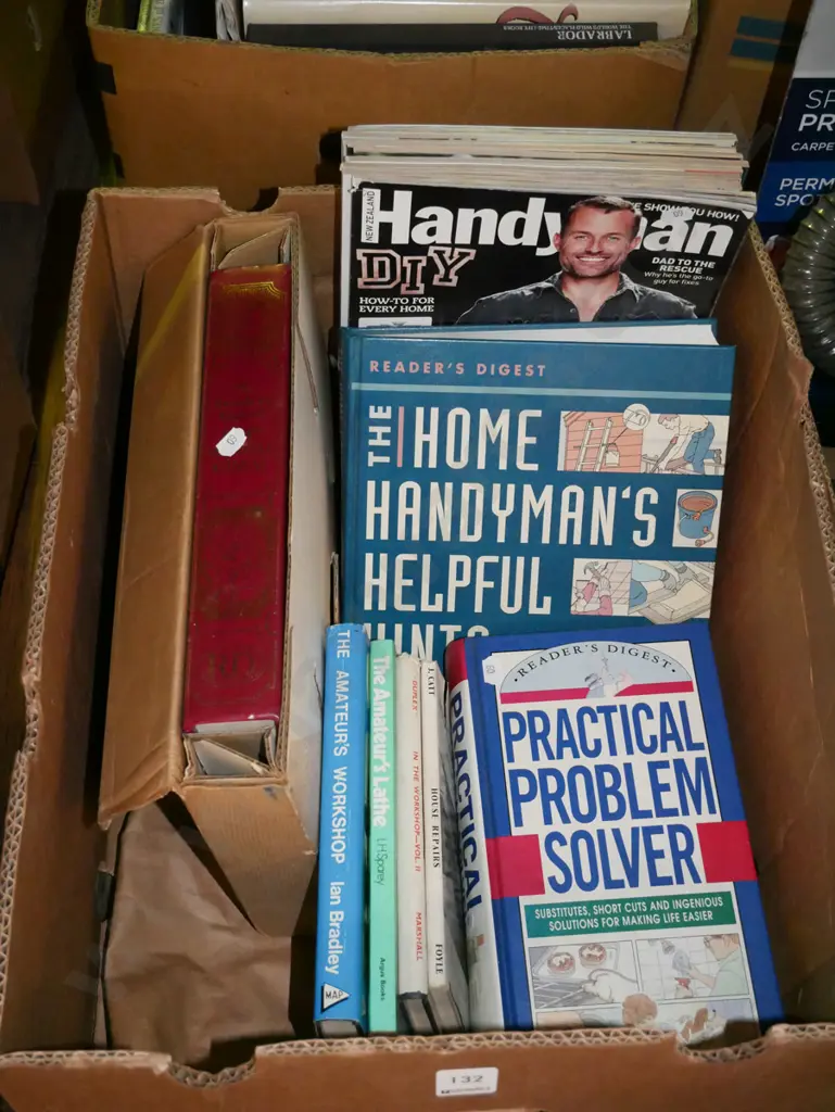 box of DIY books Image 1++