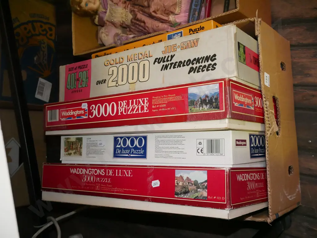 box of puzzles Image 1++
